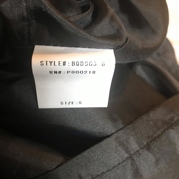 Blaque Label | Black Dress Pleated white hemline - Picture 7 of 8